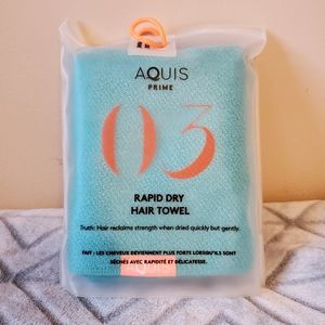 *Brand New* AQUIS Rapid Hair Dry Towel